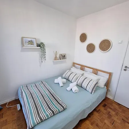 Duplex Over The Tejo 5 Min Belem Tower Apartment